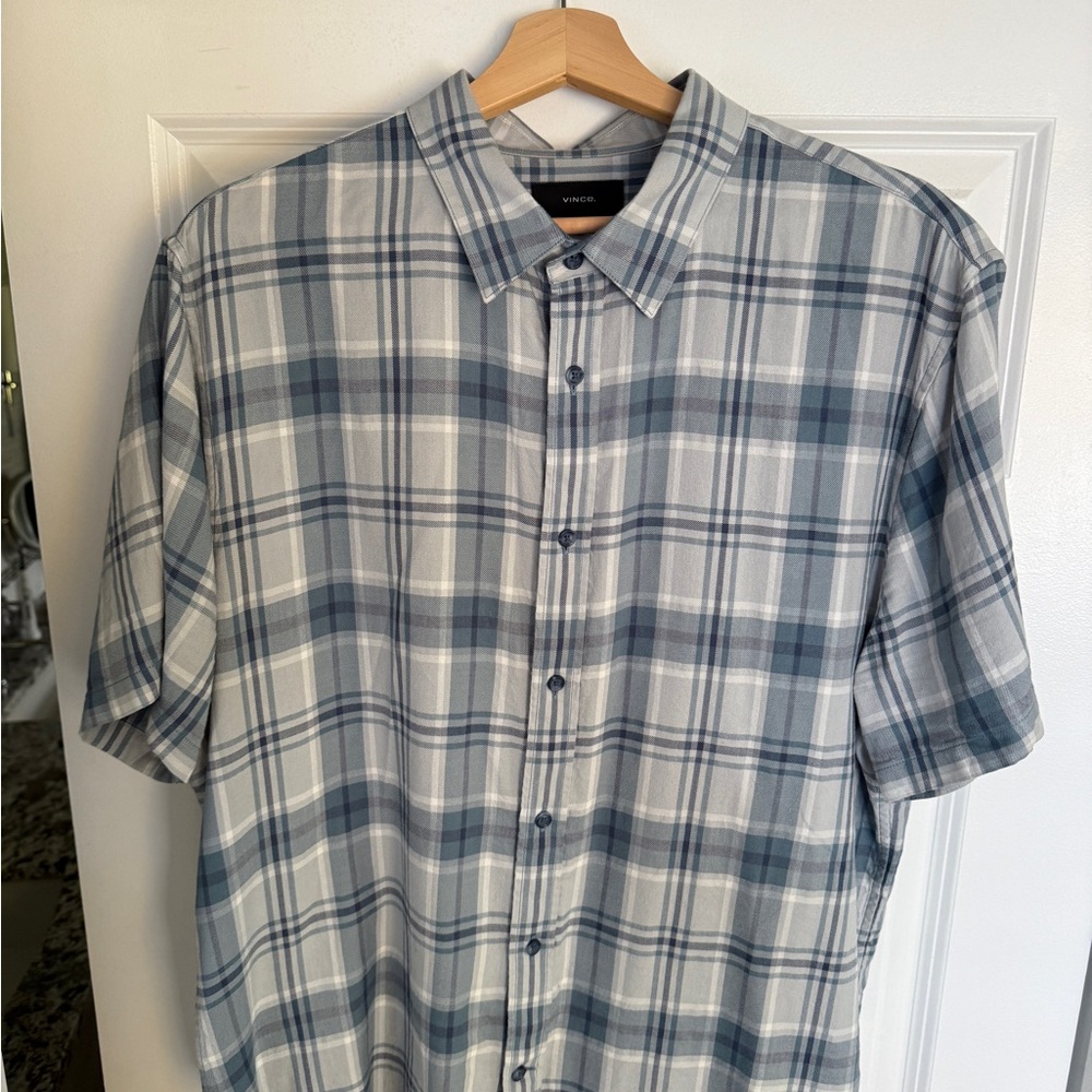 Vince Men's Checkered Shirt in Blue and Gray